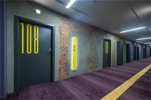 这样的酒店门牌好设计，你会一眼就记住吗？